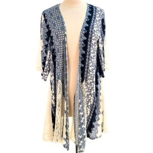 *** 3/$20  NWOT Blue Floral and Lace Kimono